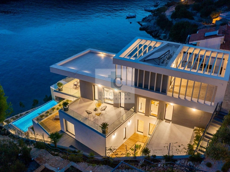 Villa Extravaganza 35