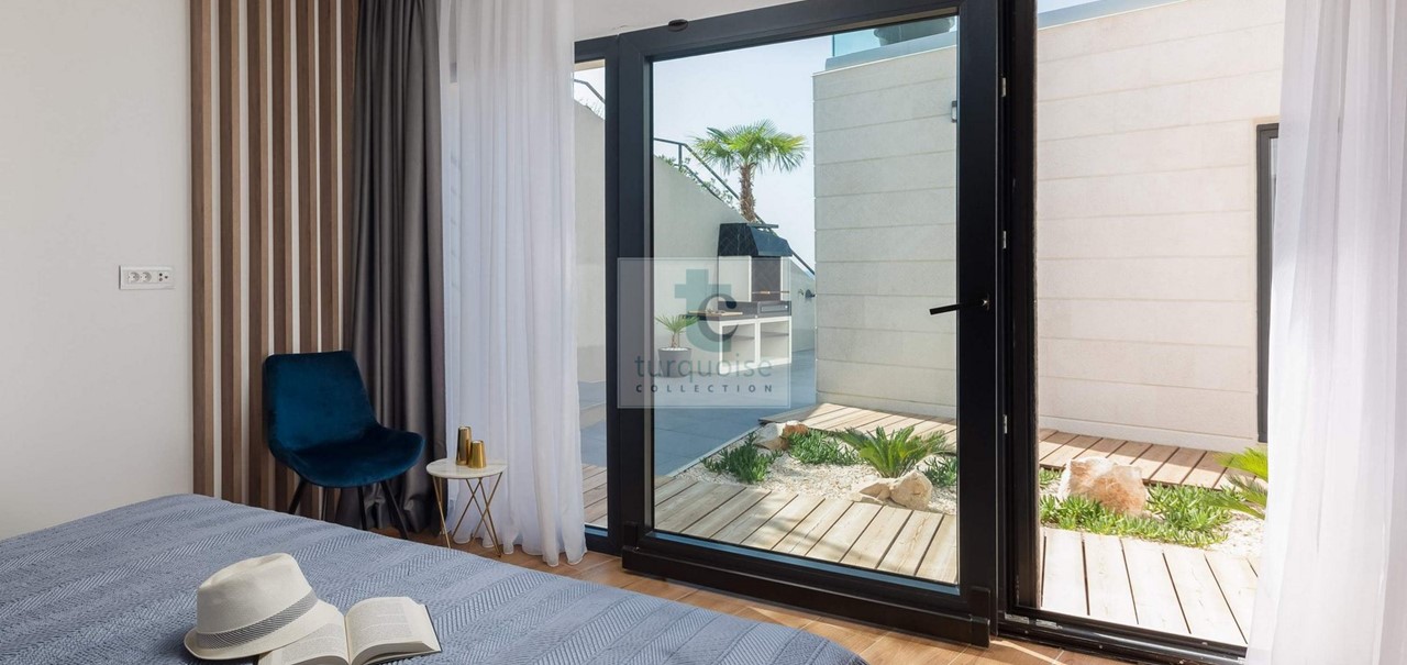 Villa Extravaganza 7