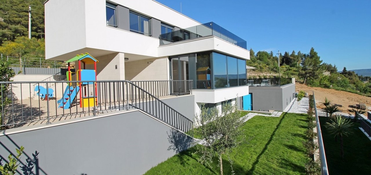 Villa In Brzet 7 