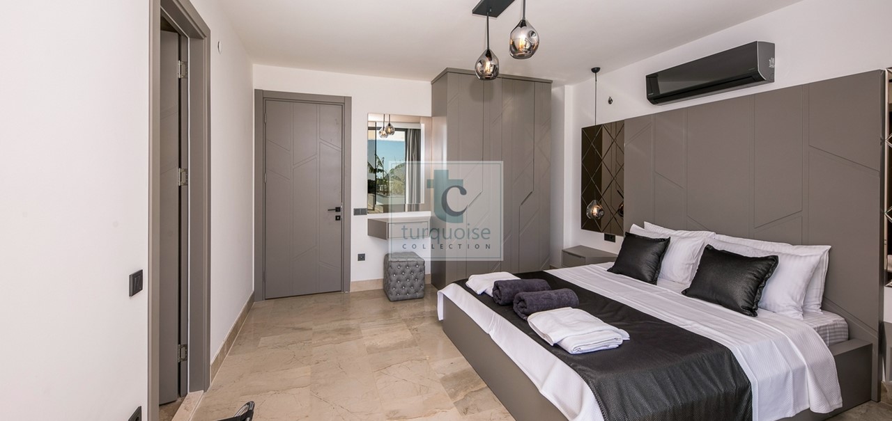 Villa Lavaya Ground Floor Bedroom 1