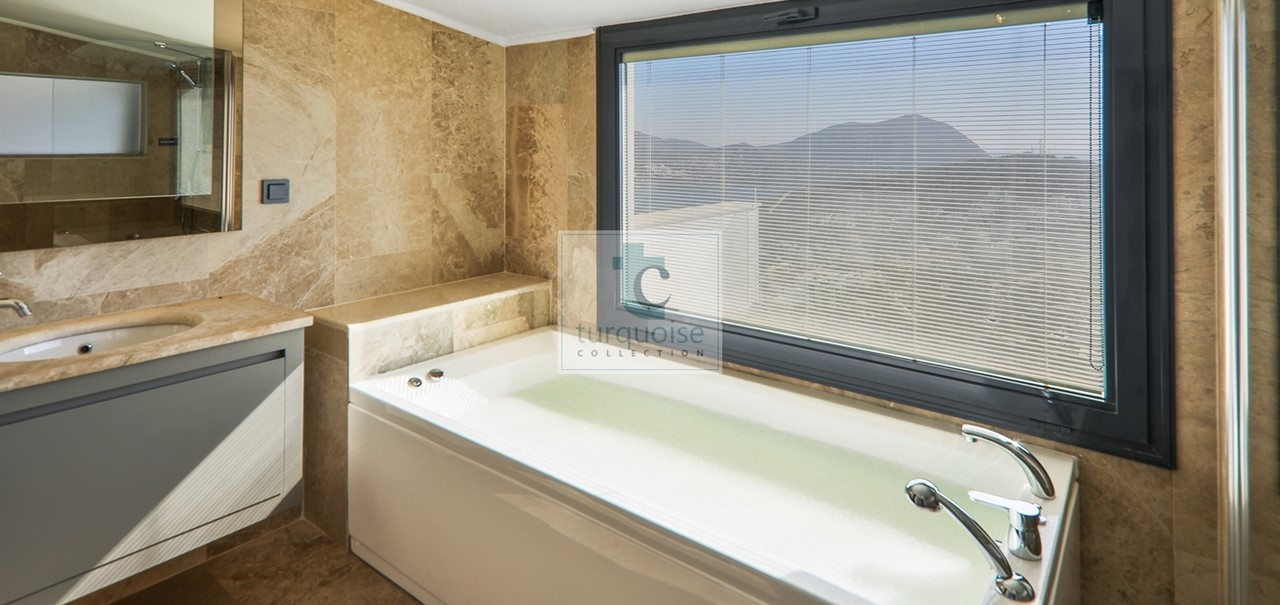 Villa Lavaya Second Floor 3