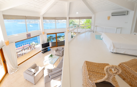 Villa Ruya The Turquoise Collection 1