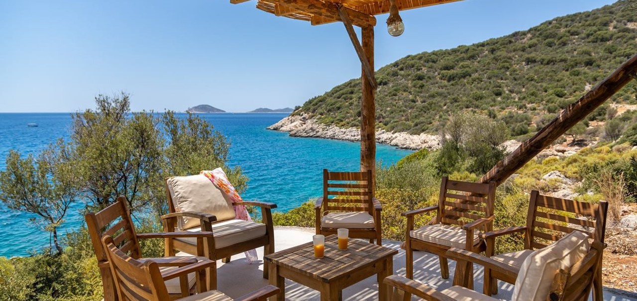 Waters Edge Villas Bathing Platforms 13